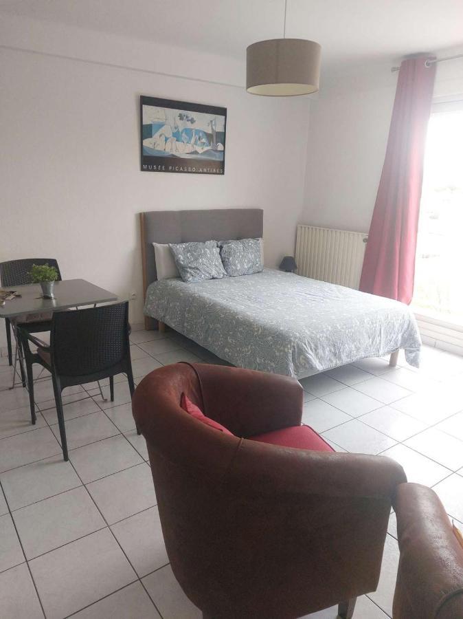 Residence D'Anjou - Grand Studio Avec Balcon Et Parking Privatif Perpignan Dış mekan fotoğraf